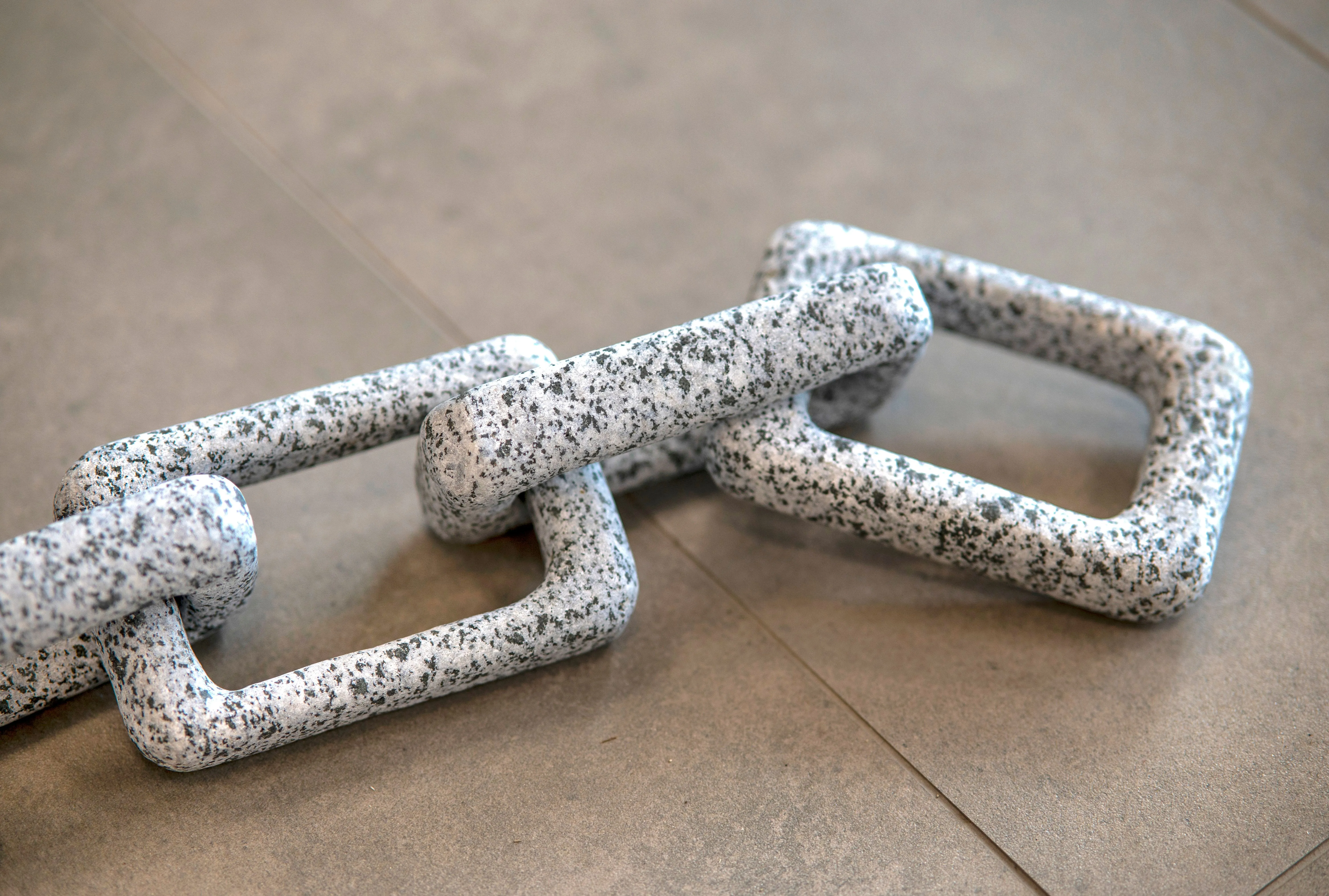 Kodu ja aia dekoratiivelemendid.