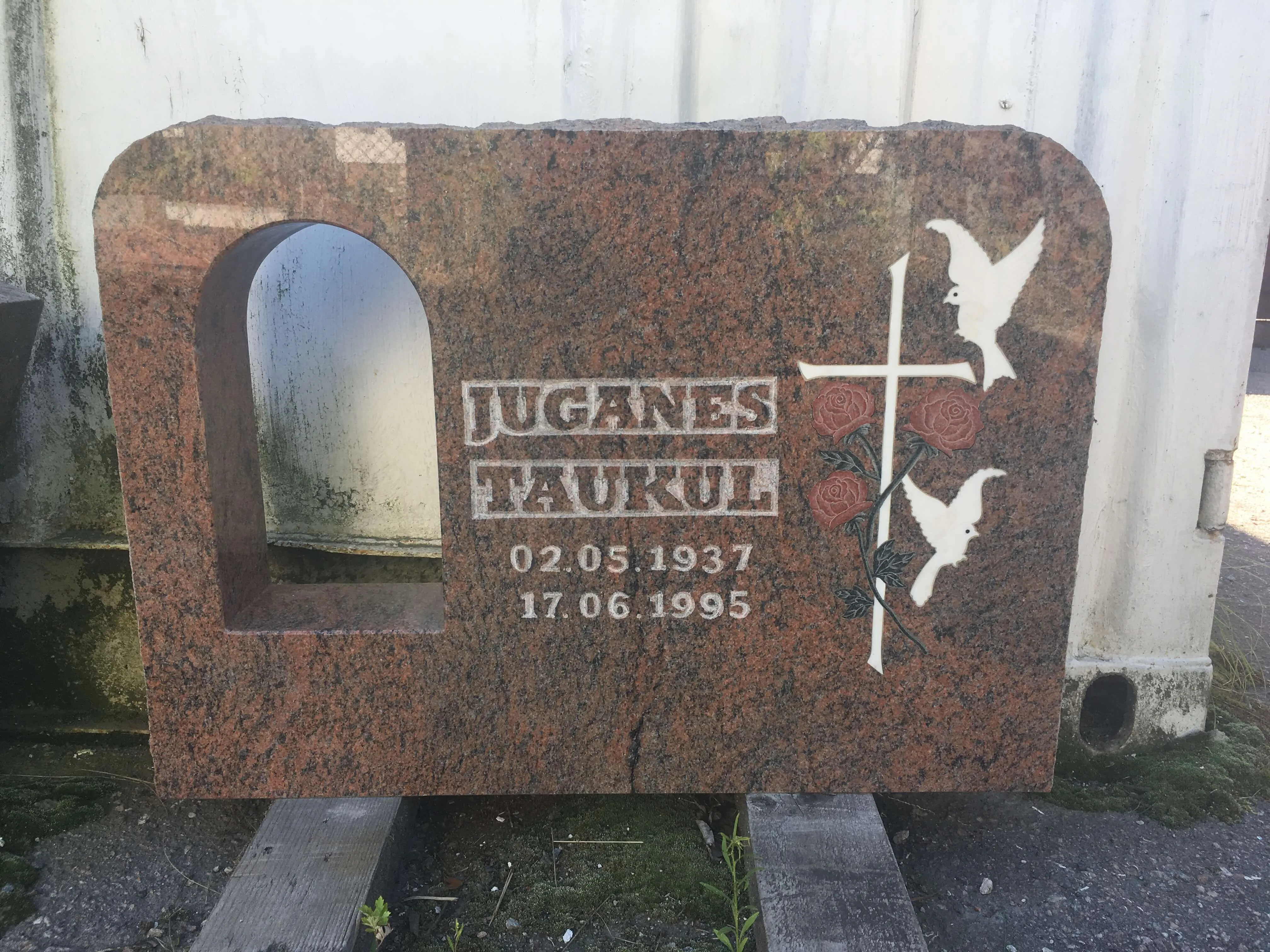 Eksklusiivsed hauakivid