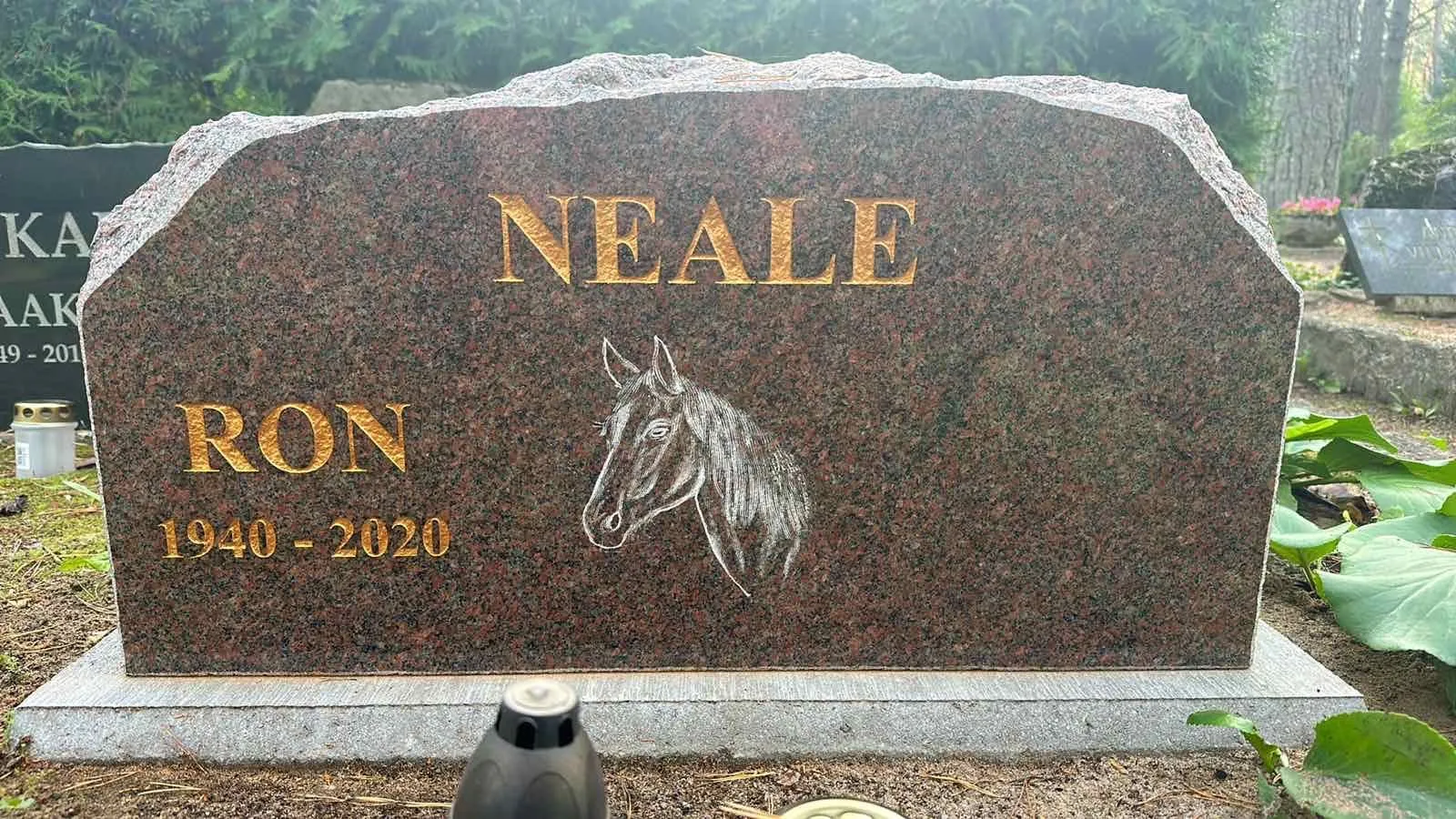 Lemmikloomade hauakivid