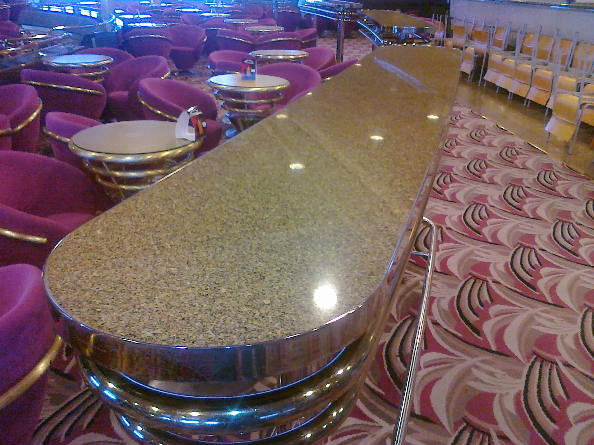 Kodu ja aia dekoratiivelemendid.