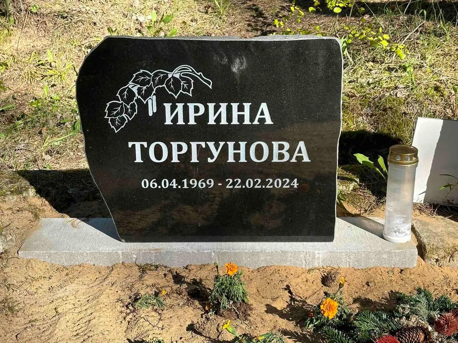 Klombitud hauakivid_21