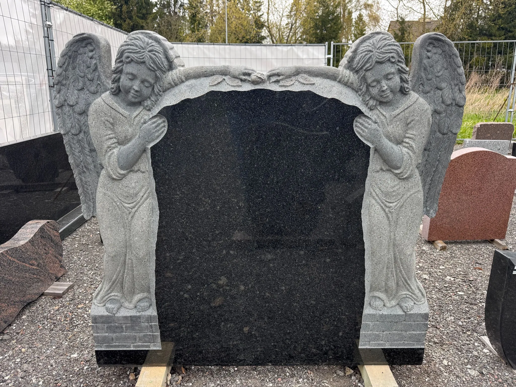 Eksklusiivsed hauakivid_01