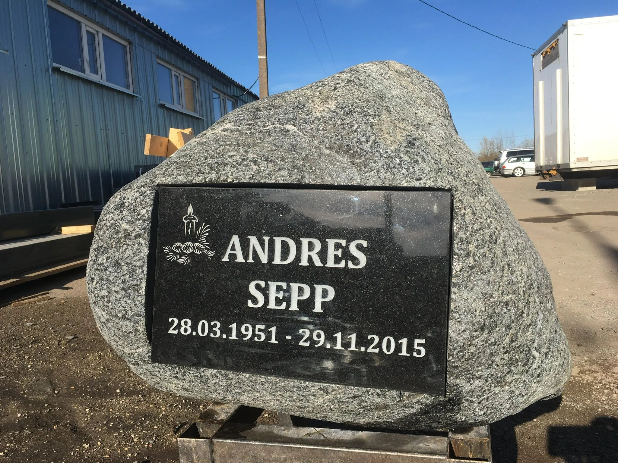 Kombineeritud hauakivid_01